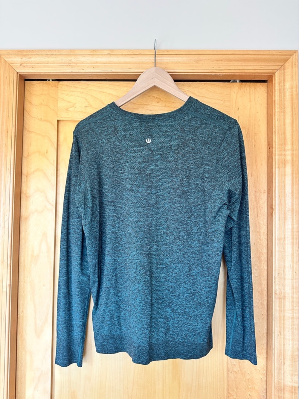 Lululemon Long Sleeve Heathered Green Top